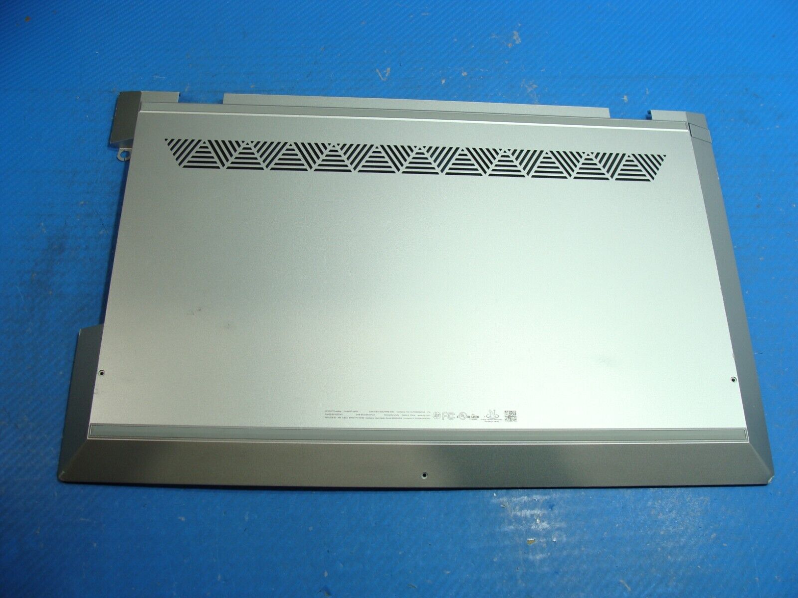 HP Envy 17.3” 17t-ce100 Genuine Laptop Bottom Case L52805-001 4600G8090004