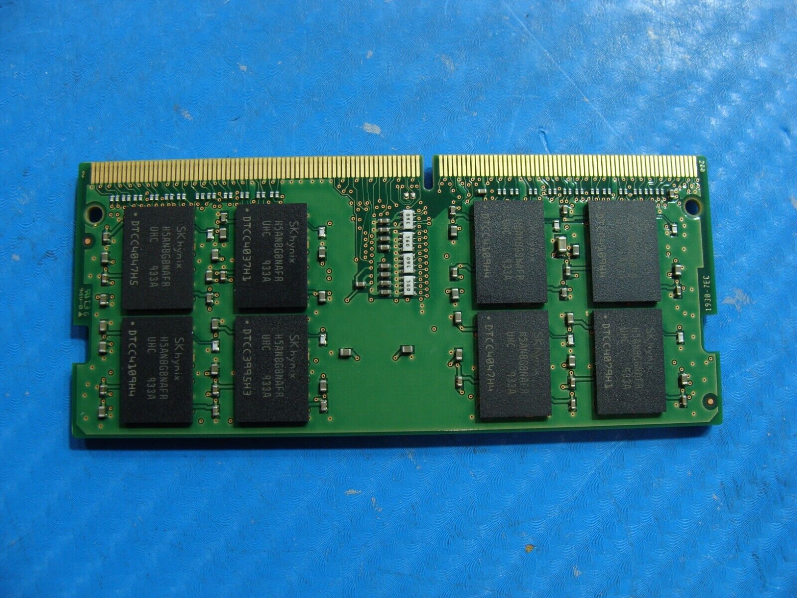 Dell 7490 SK hynix 16GB 2Rx8 PC4-2400T Memory RAM SO-DIMM HMA82GS6AFR8N-UH