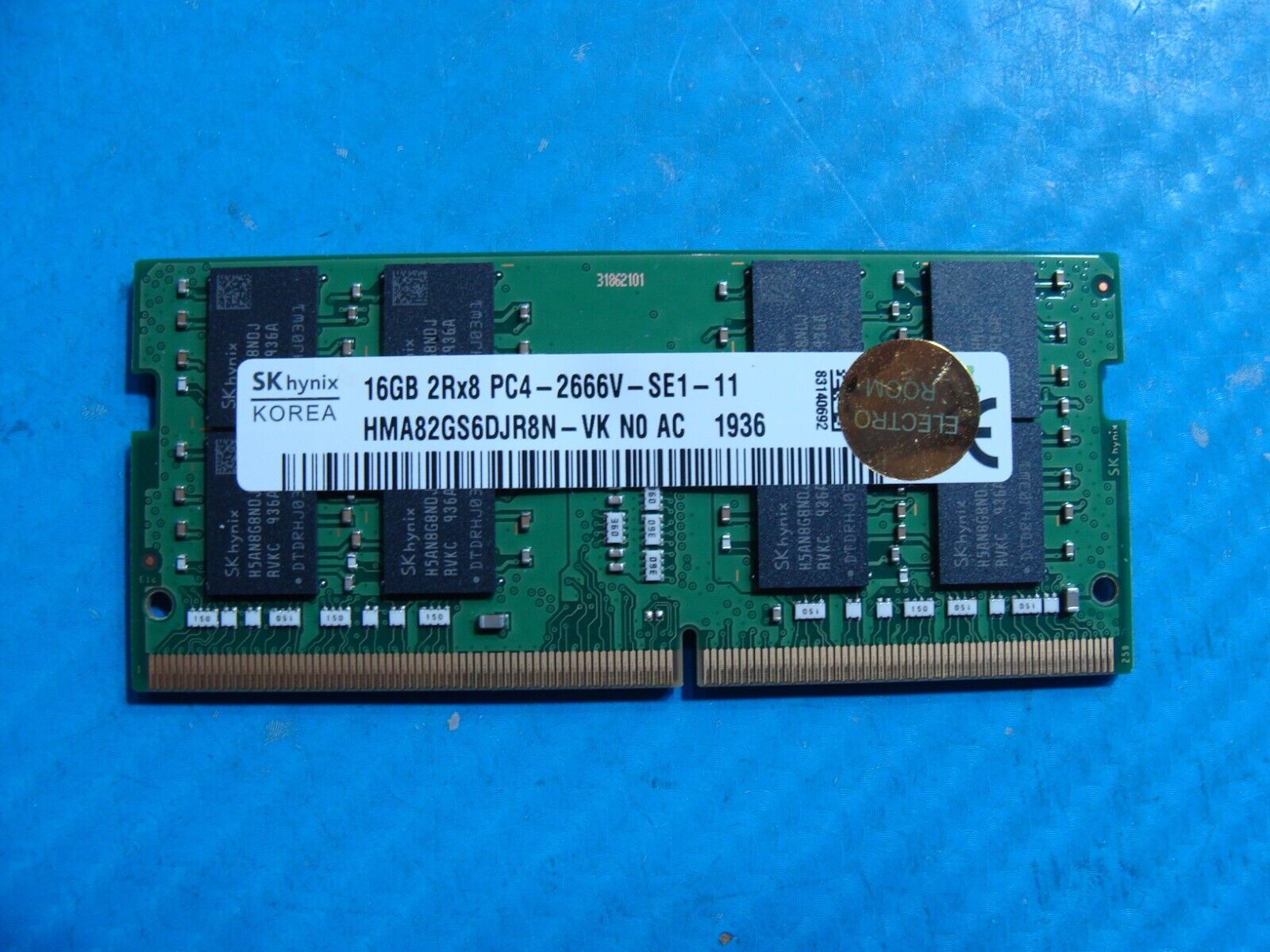 Dell 5400 So-Dimm SK Hynix 16GB 2Rx8 Memory RAM PC4-2666V HMA82GS6DJR8N-VK