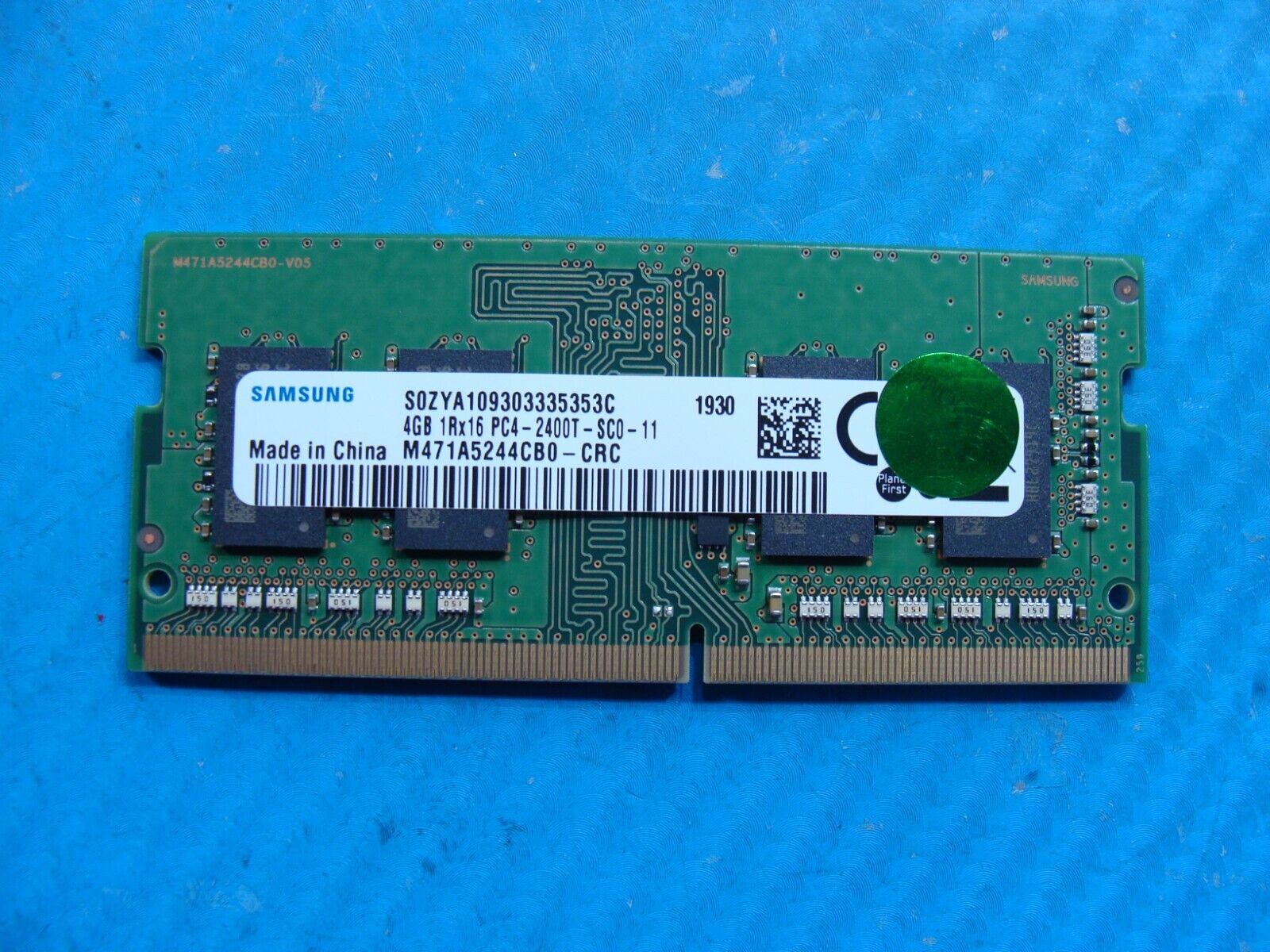 Samsung NP750QUB-K01US Samsung 4GB 1Rx16 Memory RAM SO-DIMM M471A5244CB0-CRC