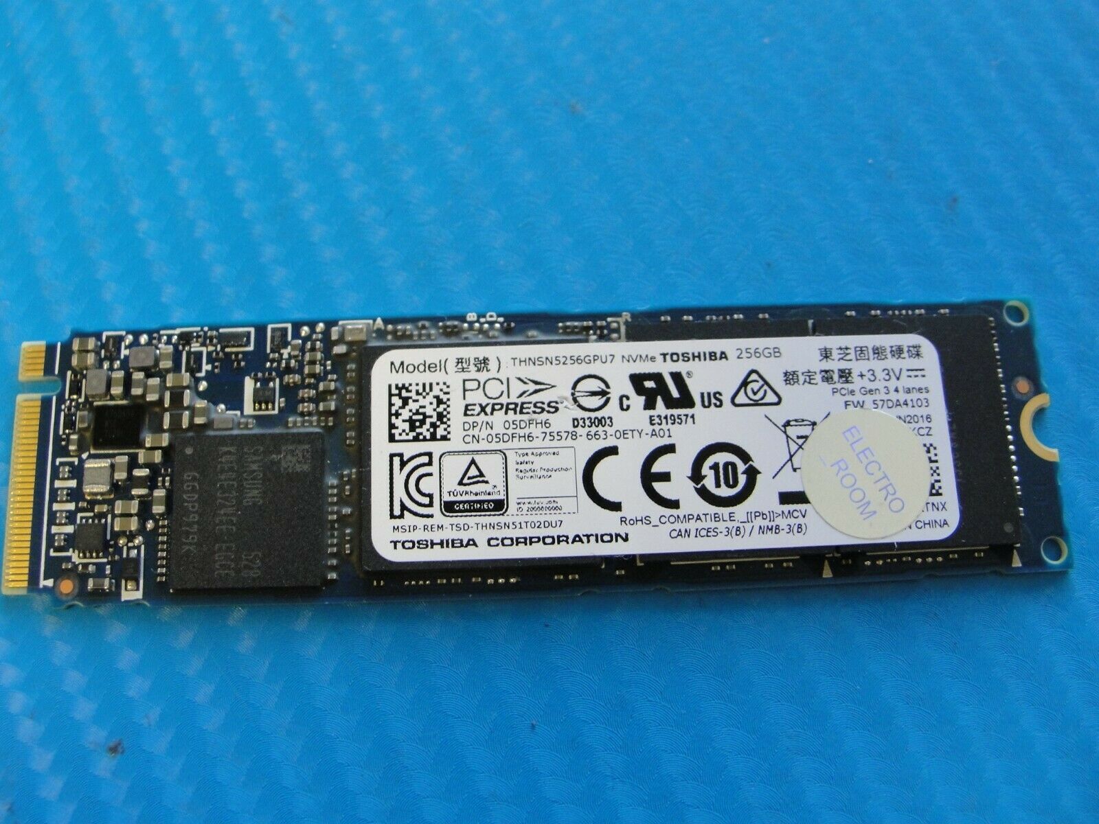 Dell Toshiba 256GB NVMe 2280 M.2 SSD Solid State Drive pn 5DFH6 THNSN5256GPU7 