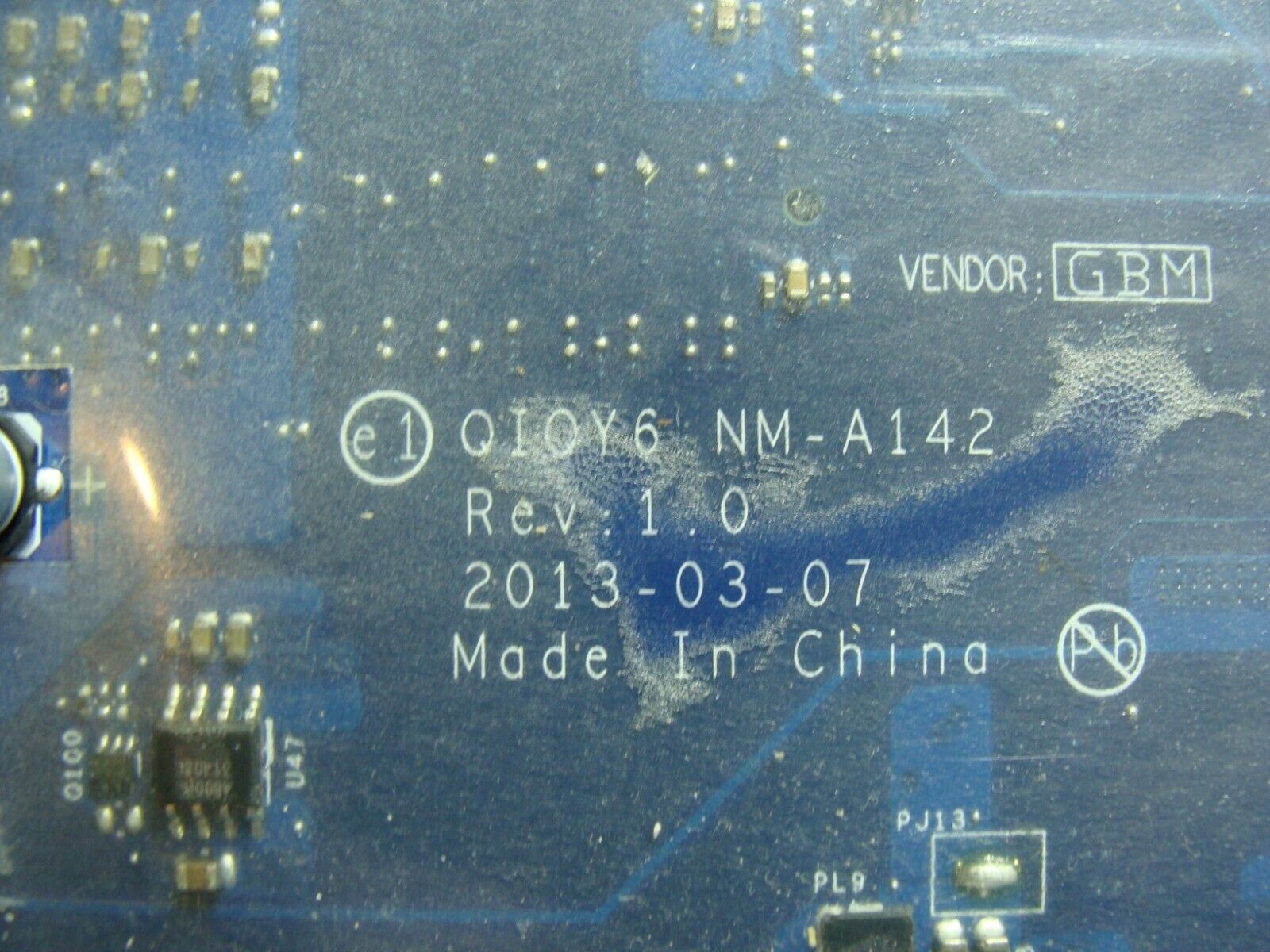 Lenovo IdeaPad Y500 15.6