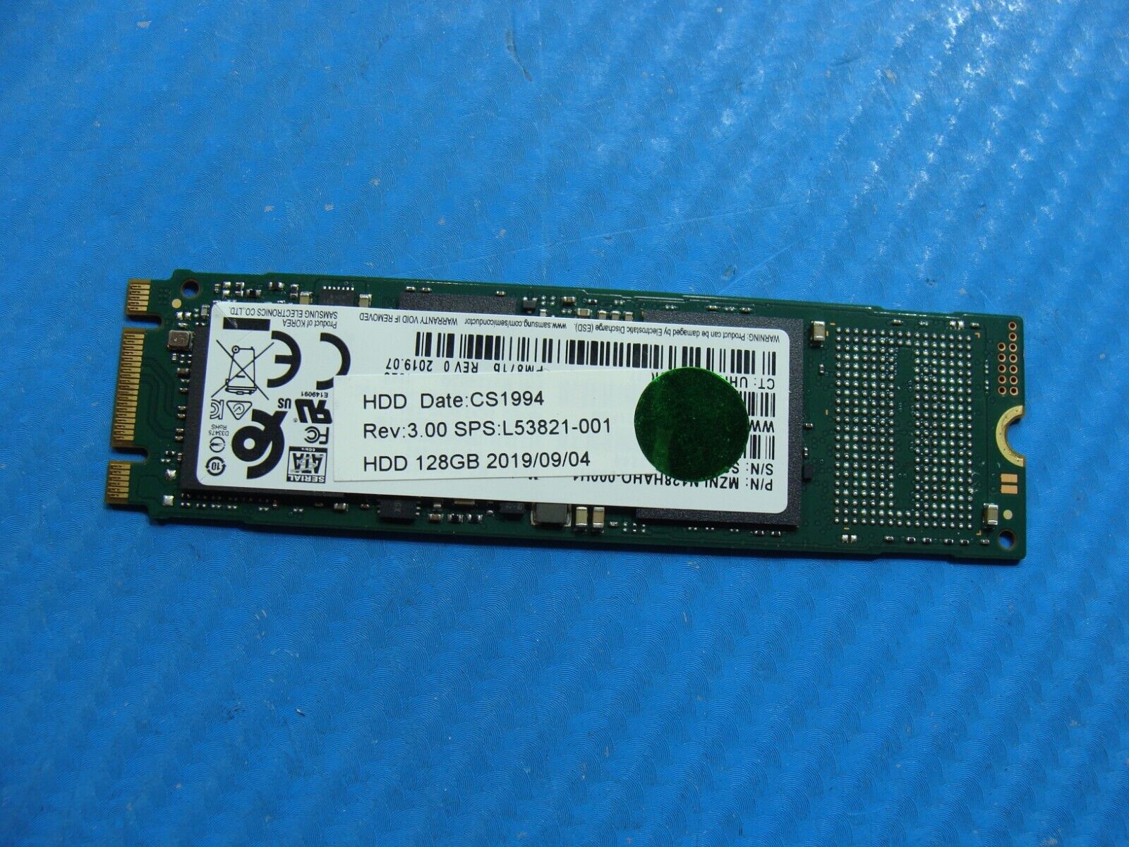 SAMSUNG SSD MZNLN128HAHQ-00000 128gb