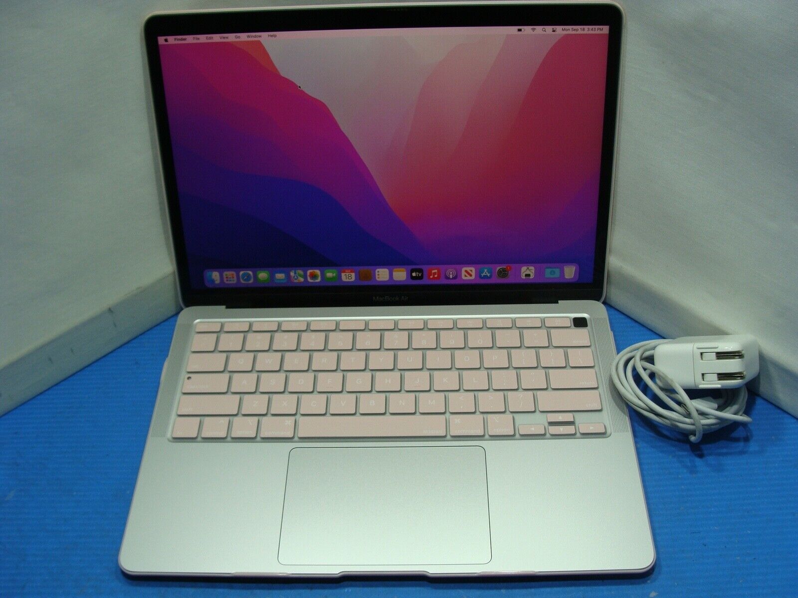 2Cycle Apple MacBook Air 13