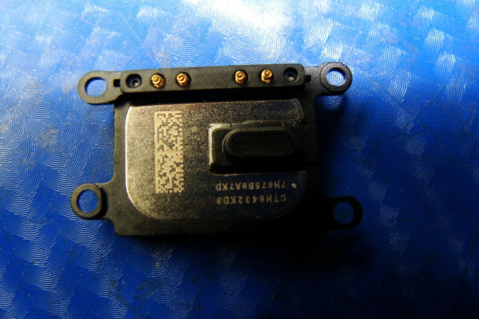 iPhone 7 Sprint A1660 32GB 4.7 iPhone 7 Sprint A1660 32GB 4.7