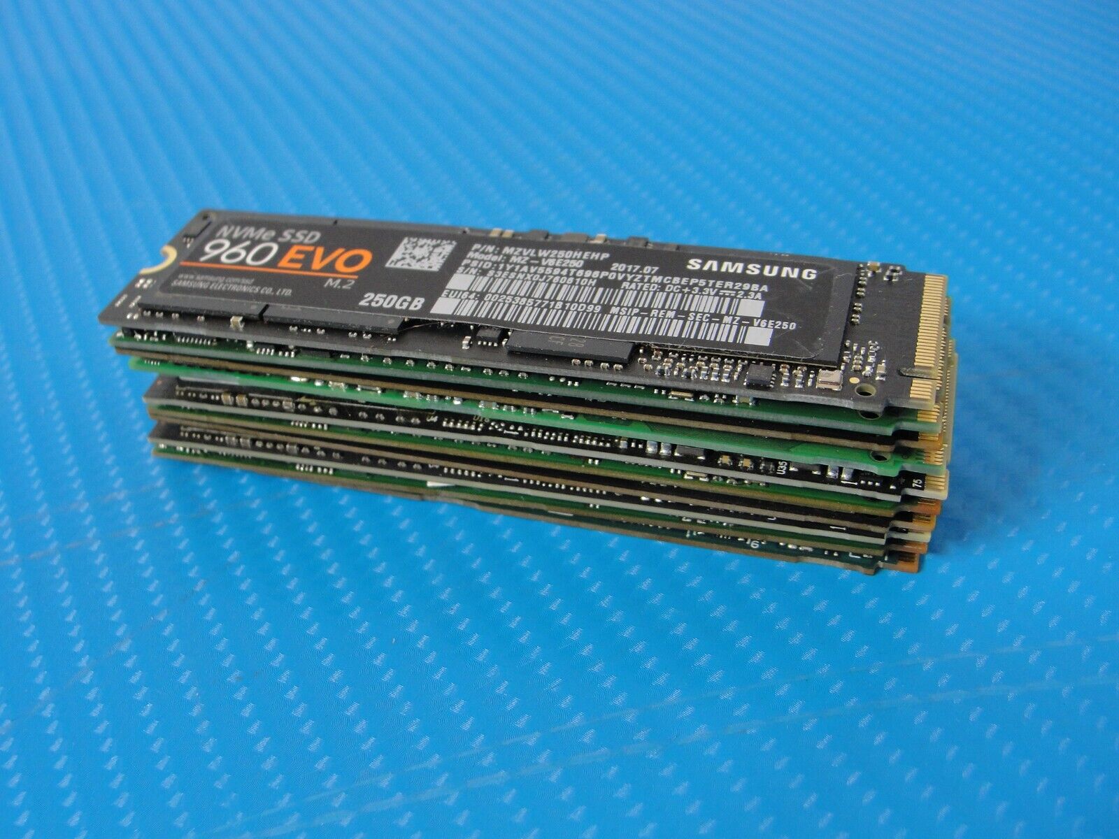 LOT of 10x Internal 256GB PCIe NVMe M2 2280 Solid State Drive SSD MIX BRAND