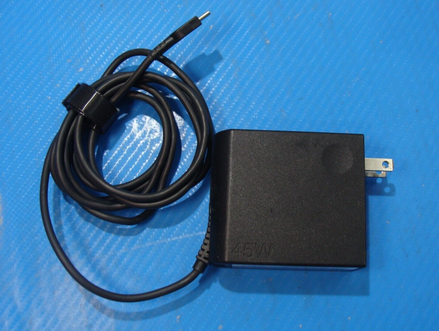 Chargeur Lenovo IdeaPad Miix 720-12IKB 80VV-65W USB-C Adaptateur