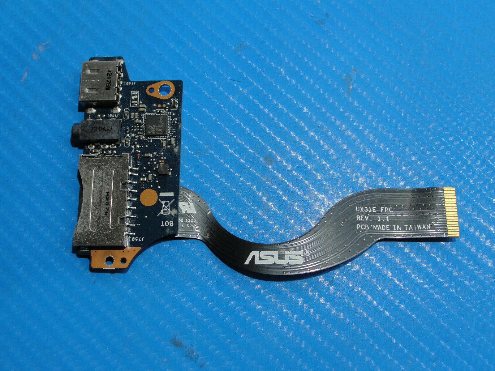 Asus ZenBook 13.3" USB Card Reader IO PCB Board w/ Cable 60-N8NAU1000-D01