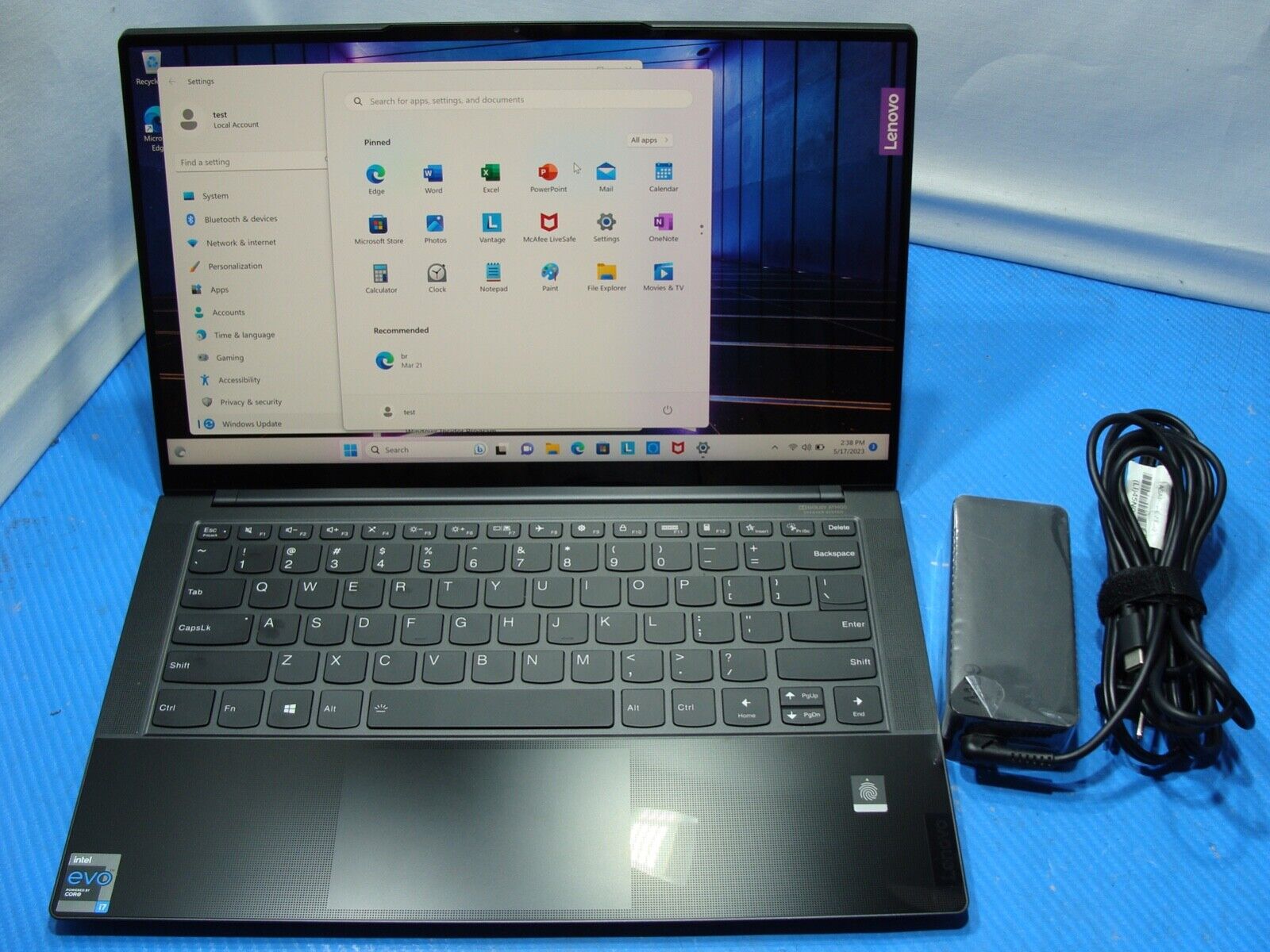 OB Lenovo IdeaPad Slim 9 i7-1165G7 16GB 1 TB 14" UHD Touch Iris