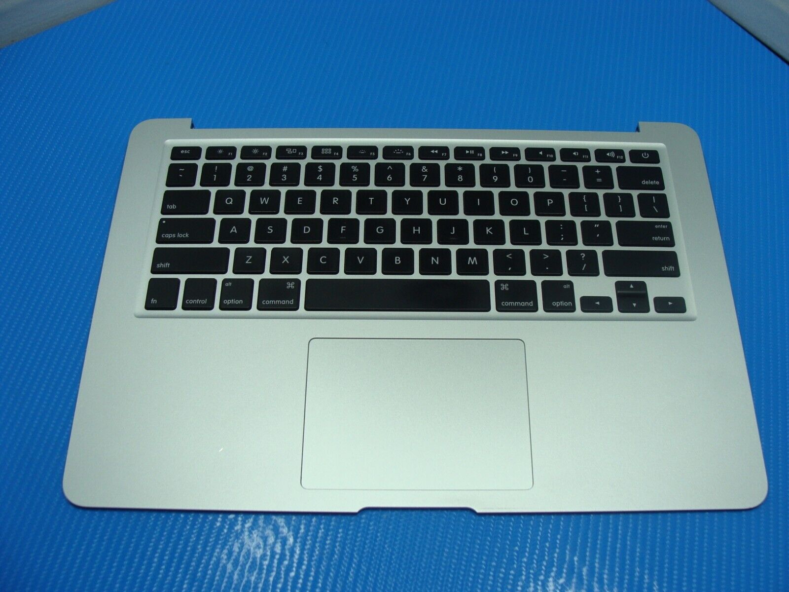 MacBook Air A1466 2017 MQD32LL/A 13