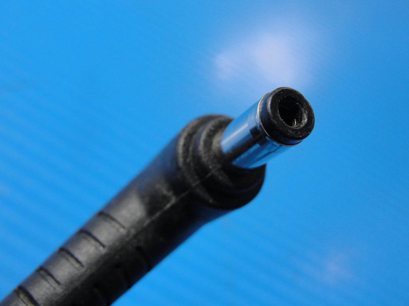 DELTA ELECTRONIX power adapter Model: ADP-180TB F -180W - Tested Computer Laptop Parts