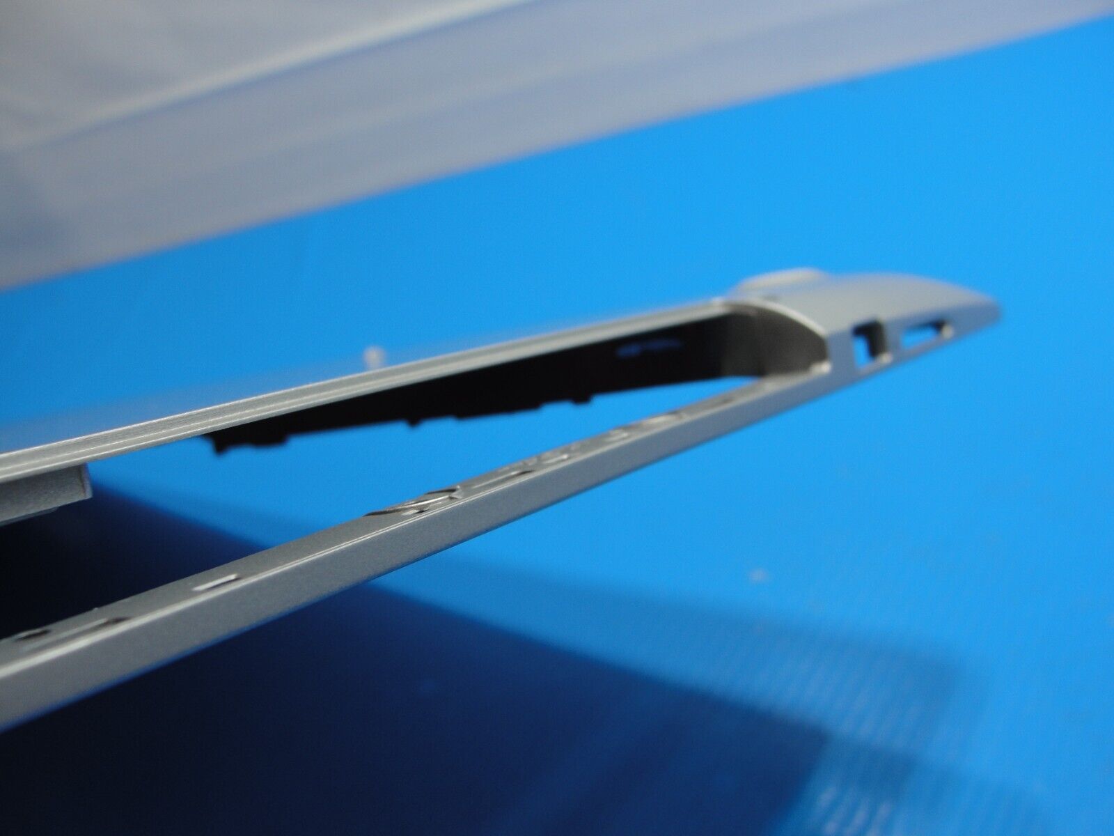 Dell Inspiron 15 5570 15.6