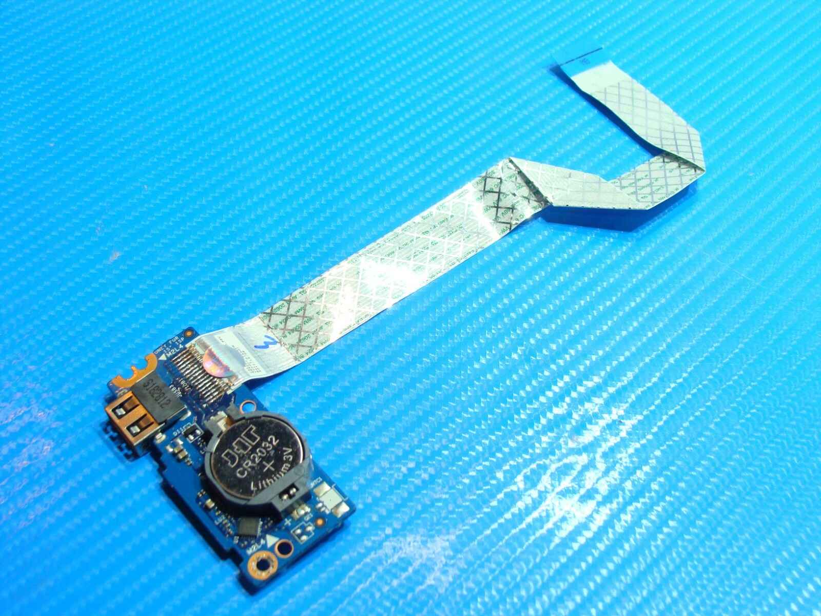 Dell Inspiron 15 5570 15.6