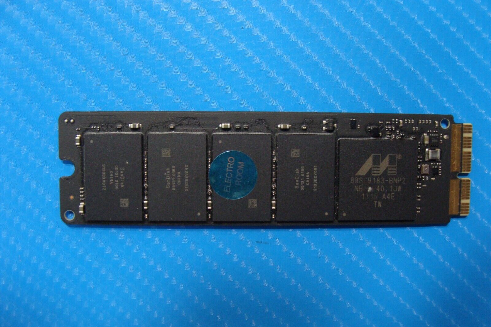 MacBook Air A1465 SanDisk 128GB SSD Solid State Drive SD6PQ4M-128G-1021 661-7456