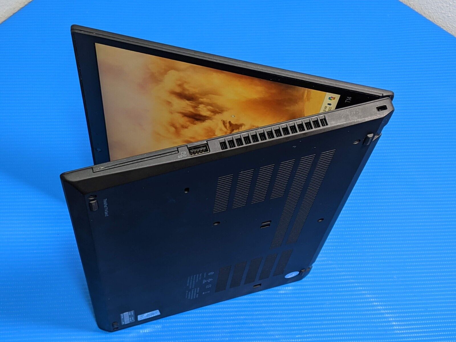 Lenovo ThinkPad T14 Gen 2i 14