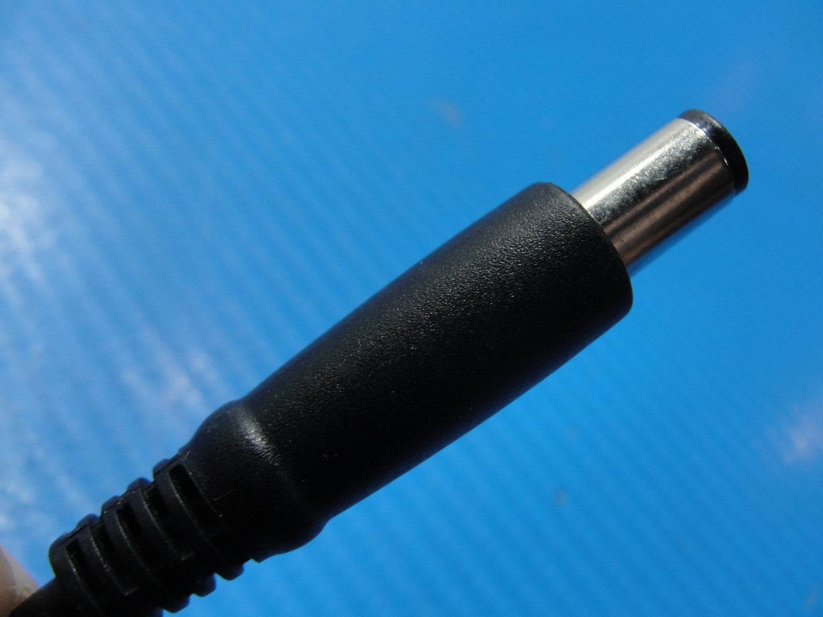 Genuine Dell 65W AC Adapter Charger (19.5V 3.34A) – 7.4mm × 5.0mm Center Pin - Tested Computer Laptop Parts