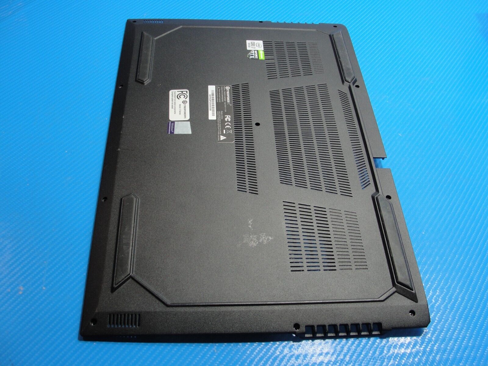 CyberPower PC Tracer IV GM7MQ8P 17.3