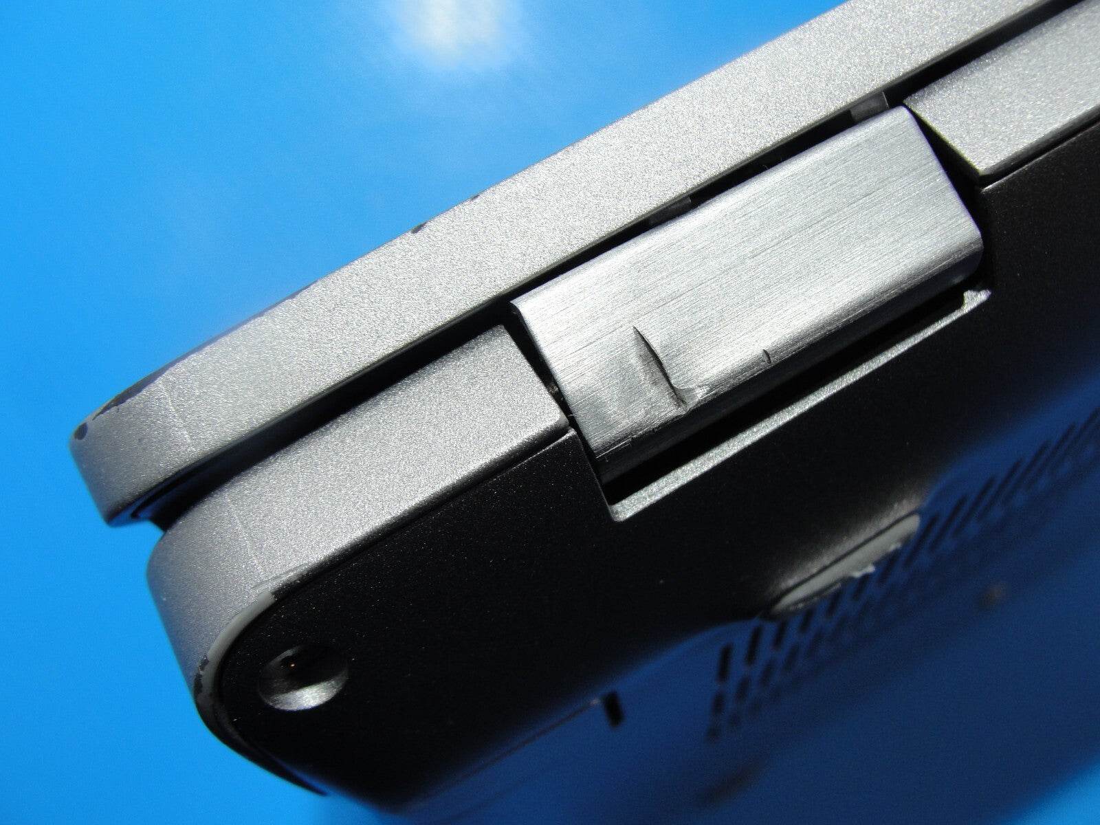 Dell Latitude 5511 15.6”FHD Intel Core i7-10850H 2.7GHz 16GB 256GB SSD - Tested Computer Laptop Parts