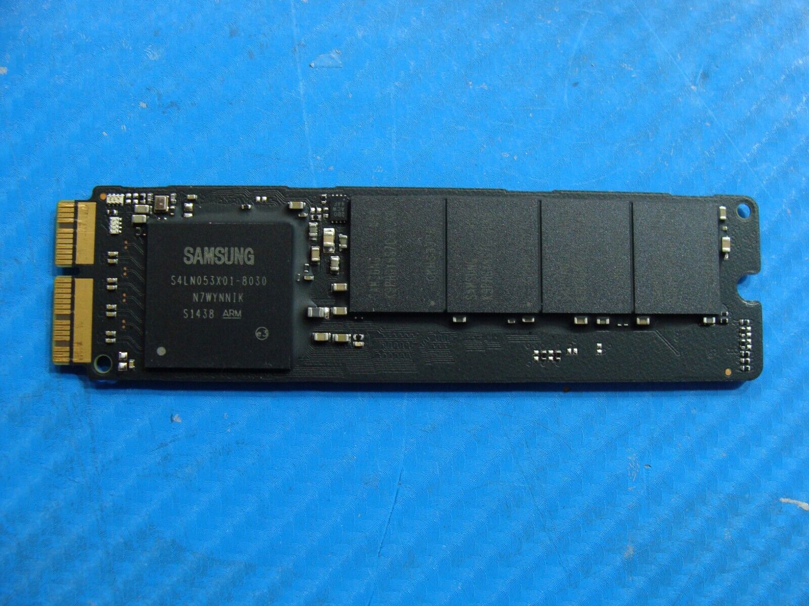 MacBook Pro A1398 Samsung 512GB SSD Solid State Drive MZ-JPU512T/0A6 655-1805D