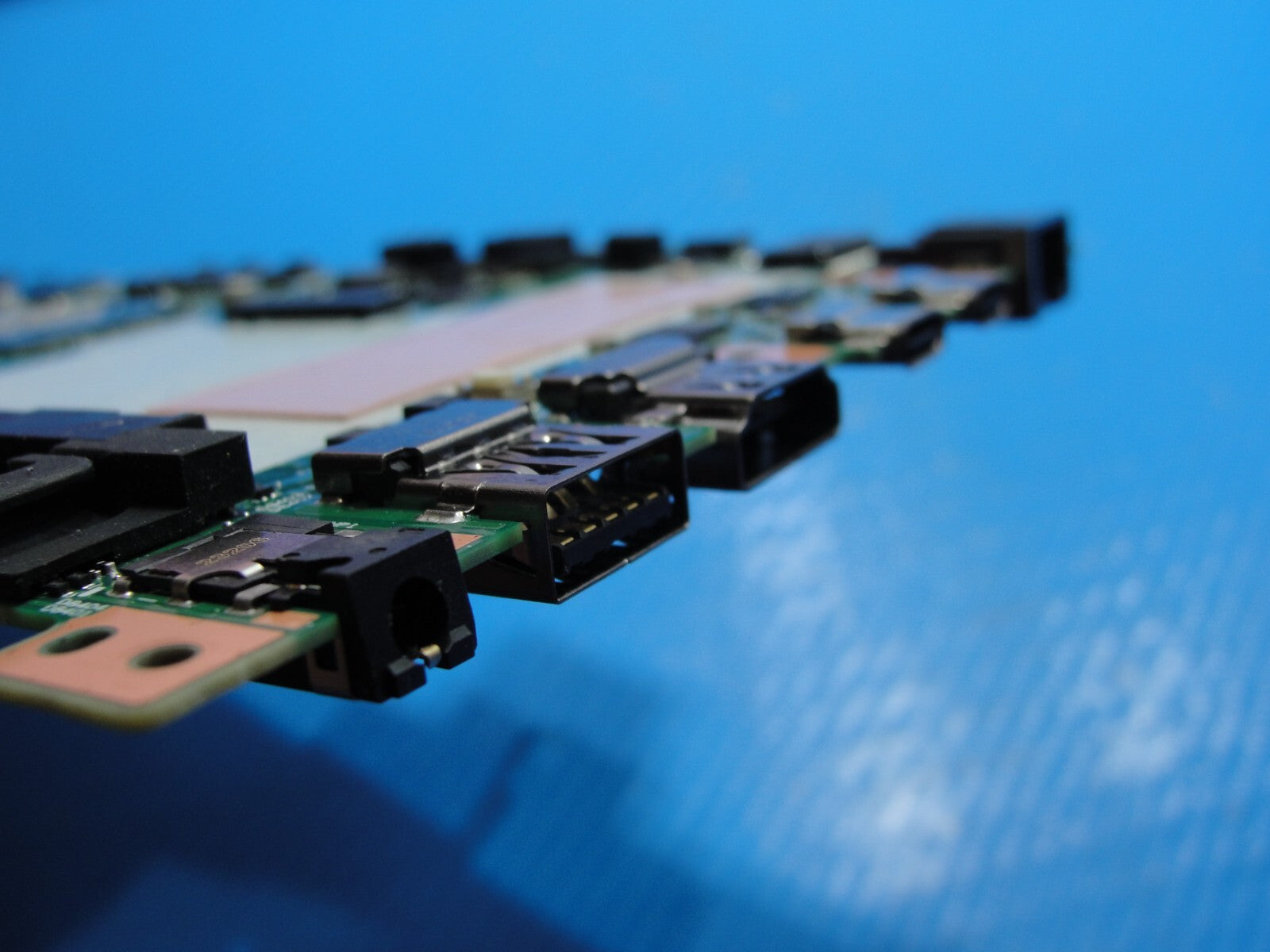 Lenovo ThinkPad T16 Gen 2 16