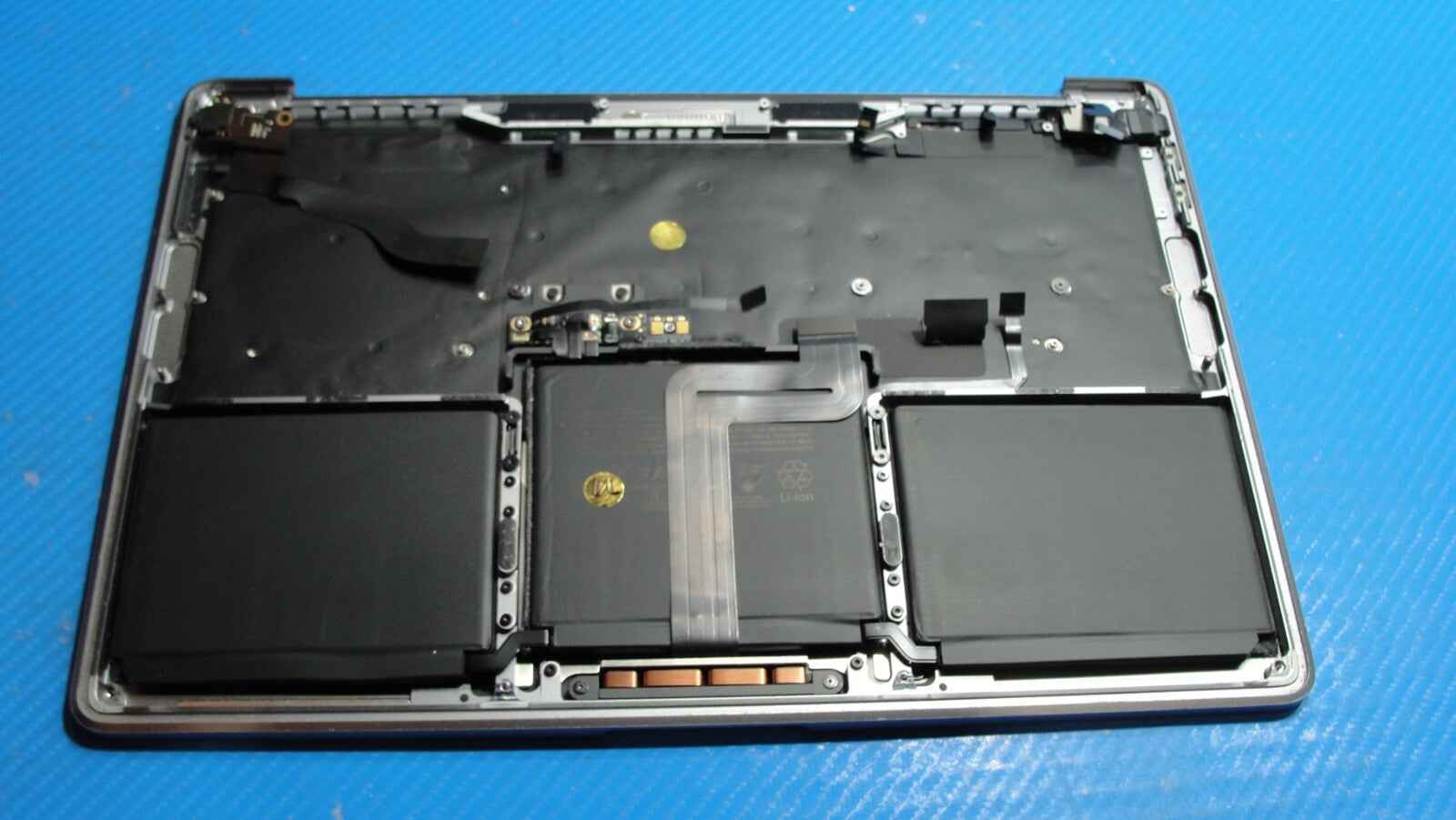 MacBook Pro A2338 13