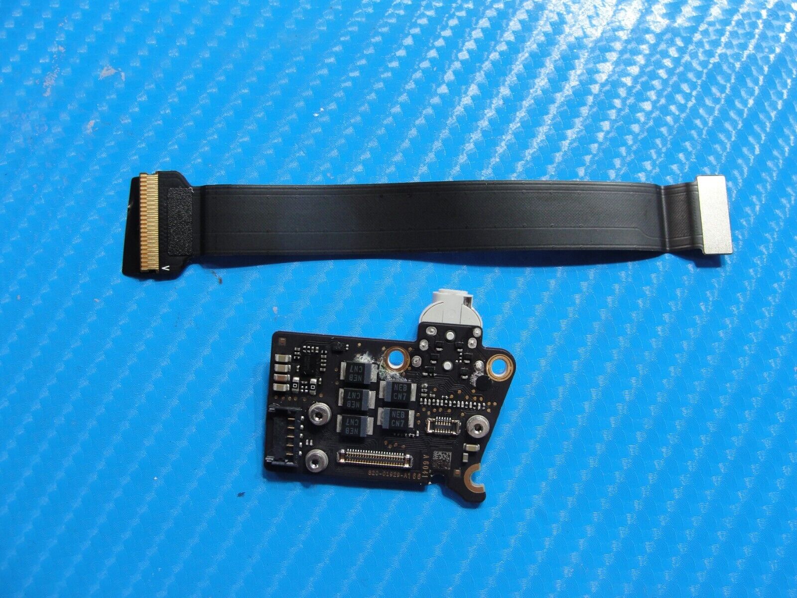 MacBook Air A2337 13