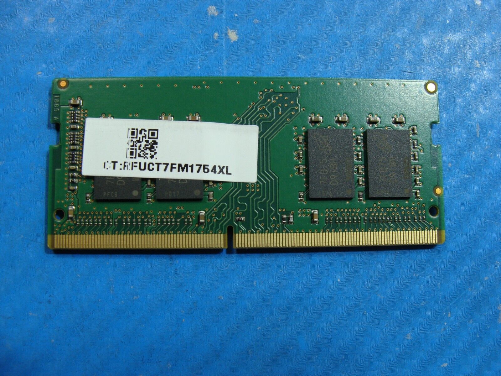 HP 15-bl012dx Micron 8GB 1Rx8 PC4-2400T Memory RAM SO-DIMM MTA8ATF1G64HZ-2G3B1