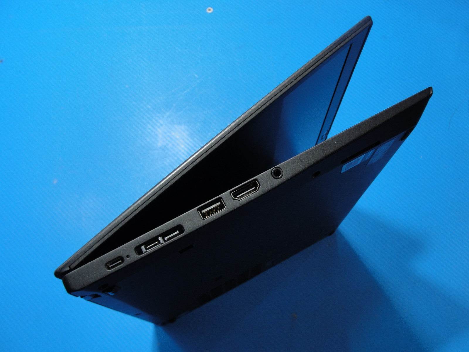 Lenovo ThinkPad T14s 14” FHD Intel Core i7-10510U 1.8GHz 16GB 512GB SSD - Tested Computer Laptop Parts