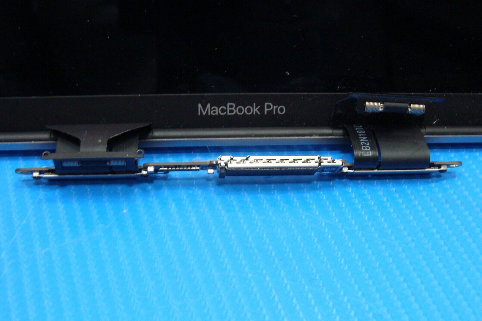 MacBook Pro A1990 Mid 2019 MV902LL/A MV912LL/A 15