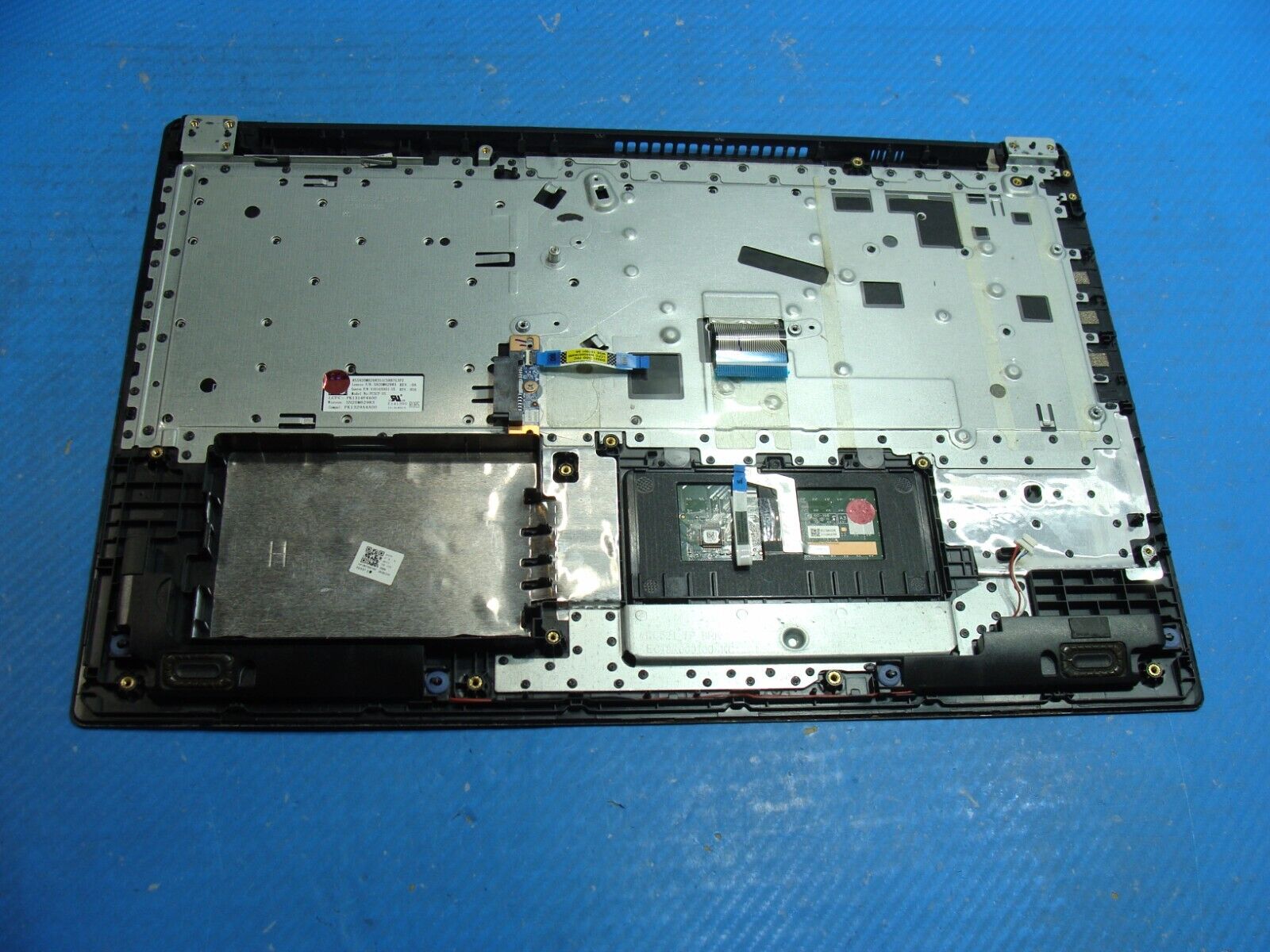 Lenovo IdeaPad 15.6” 330 Series Palmrest w/TouchPad Keyboard Speaker AP18C000150