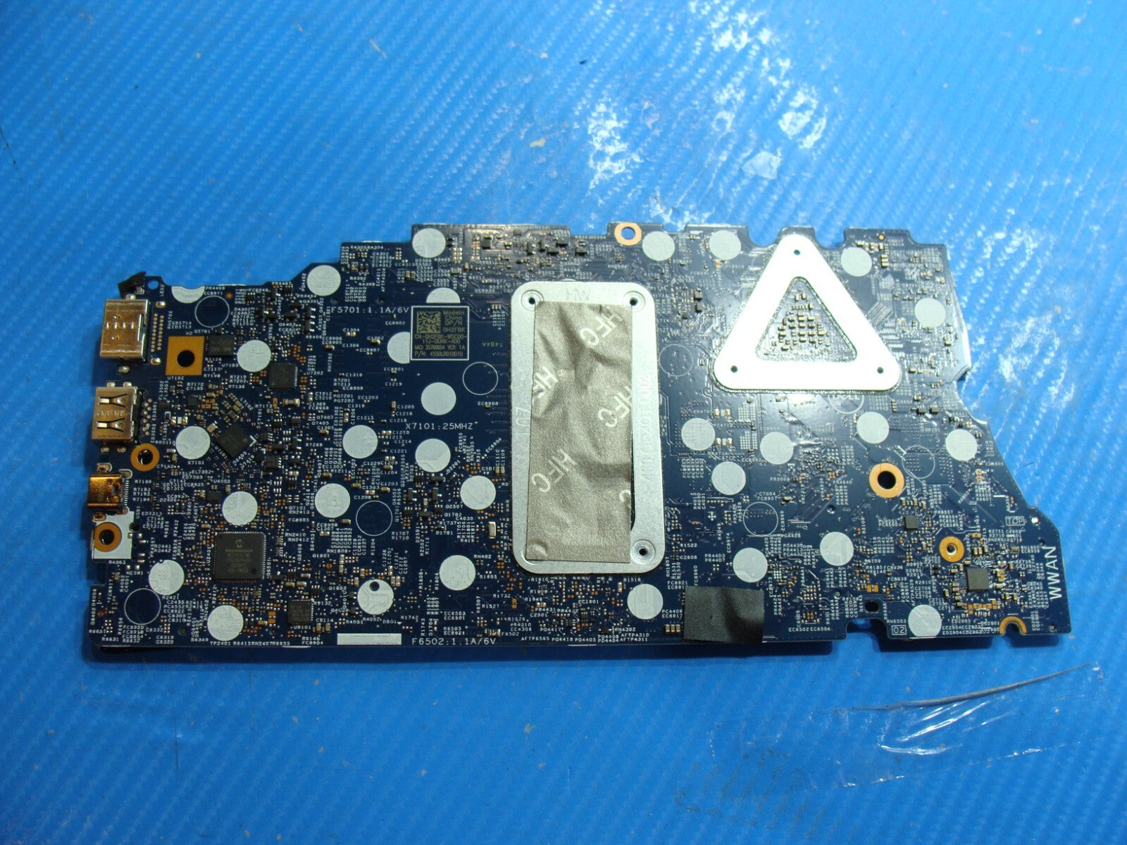 Dell Vostro 5502 15.6