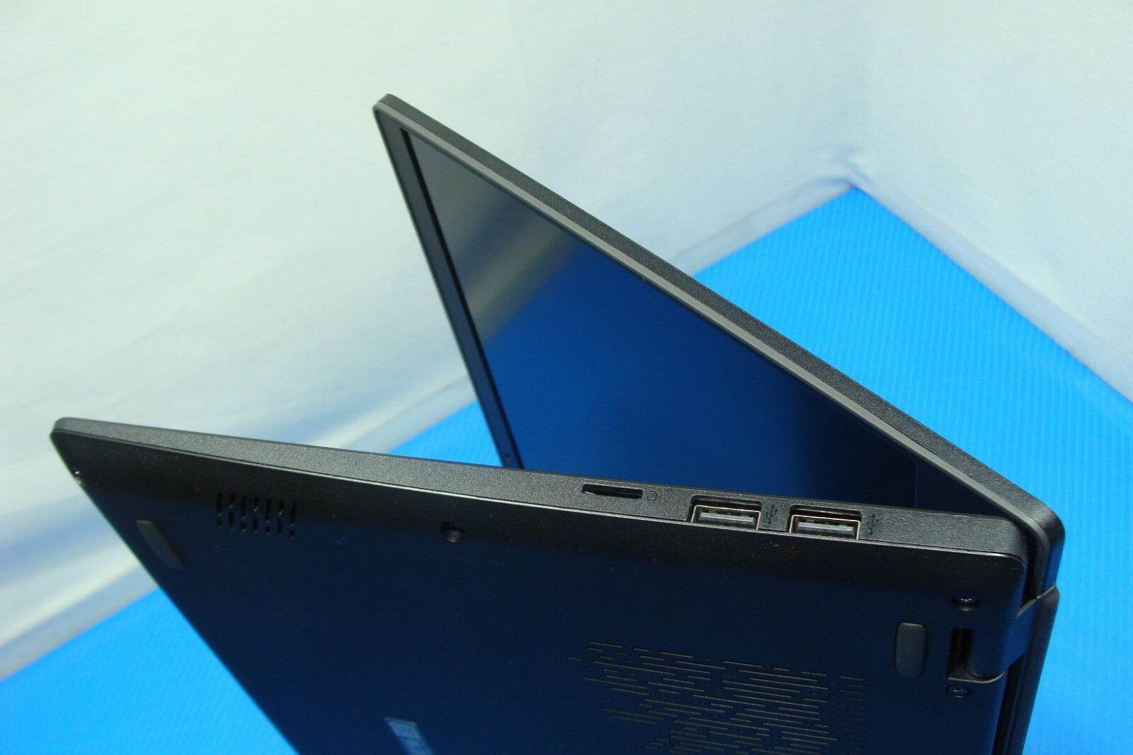 MSI Modern 14 C12M 14''FHD core i5-1235U 2.5GHz 8GB 512GB 95% Battery +Charger - Tested Computer Laptop Parts