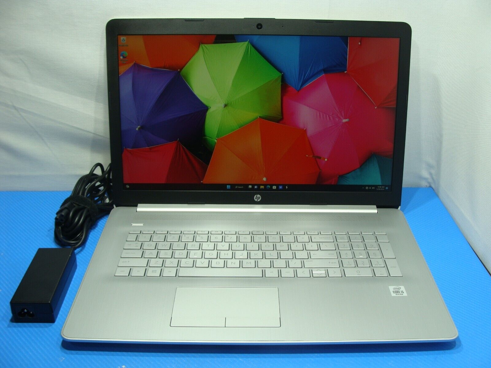 HP 17-by3053cl Laptop 17.3