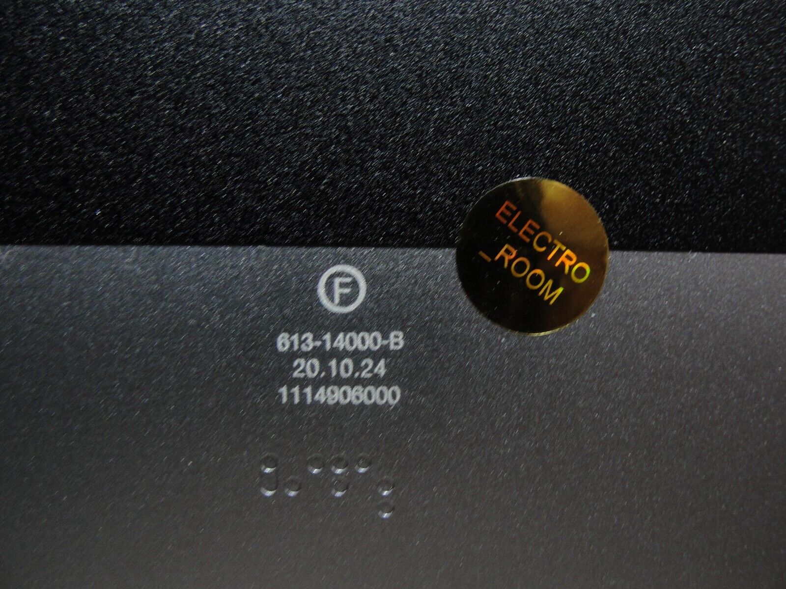 MacBook Pro A2251 13