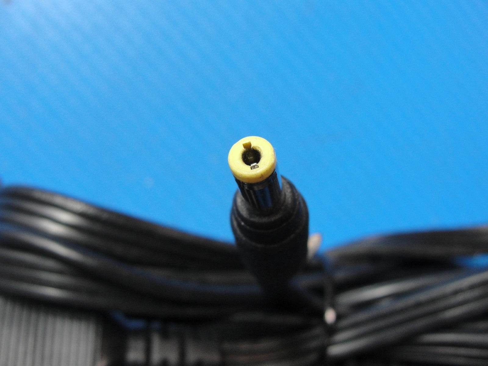 Genuine HP 65W AC Adapter – 18.5V 3.5A – 5.5×2.5mm Yellow Tip (No Center Pin) - Tested Computer Laptop Parts