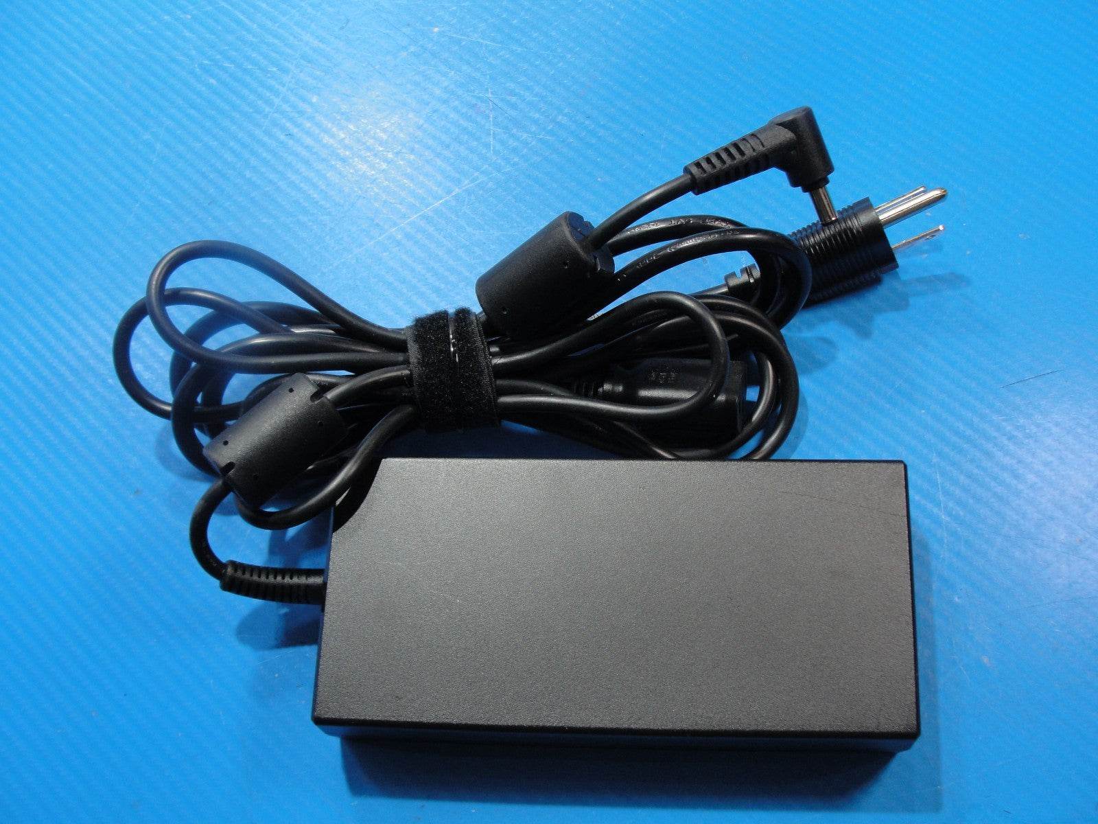 CHICONY Power Adapter Model: A230A022P P/N: A230A022P – 230W - Tested Computer Laptop Parts