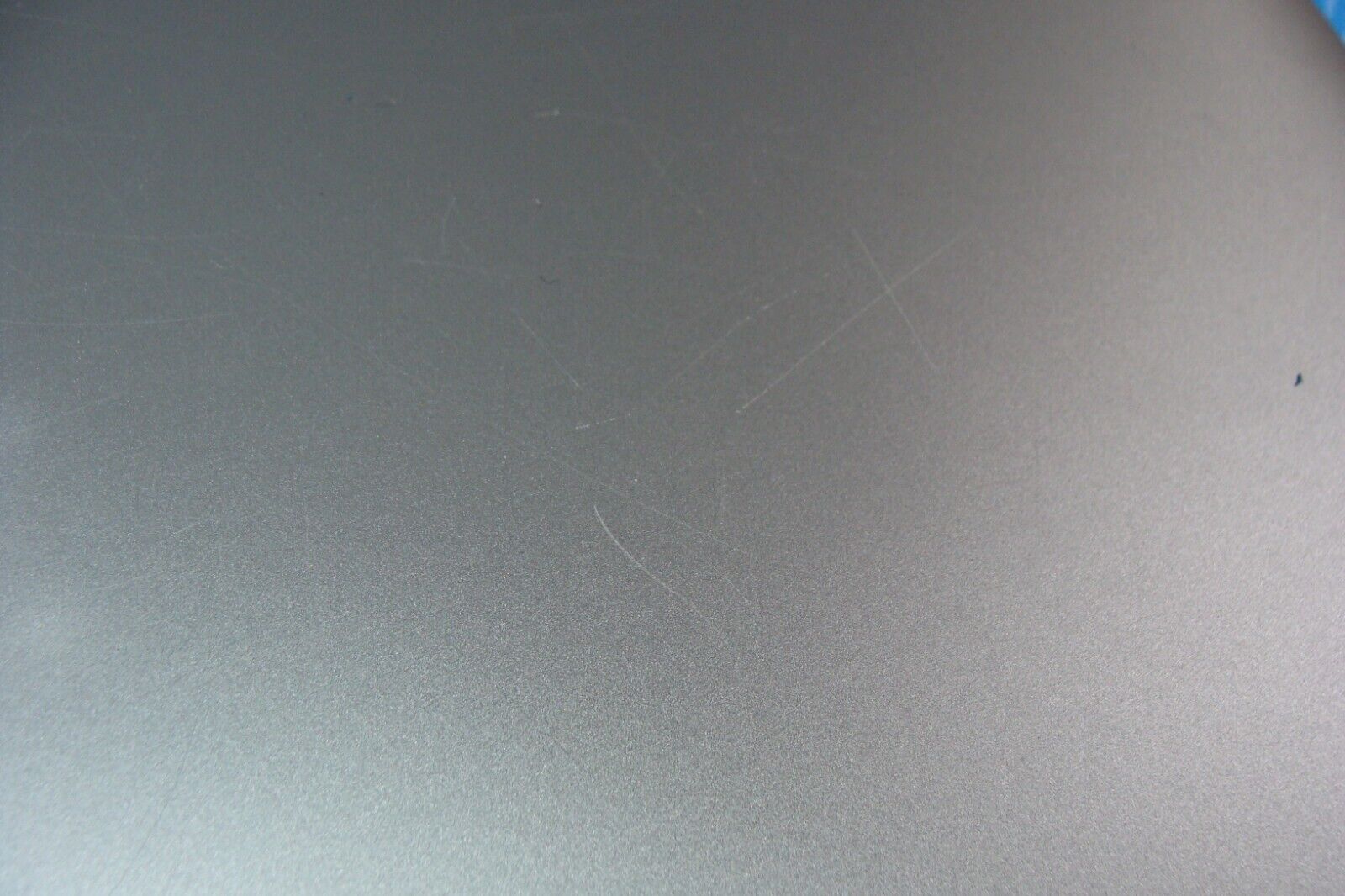 MacBook Pro A1989 13