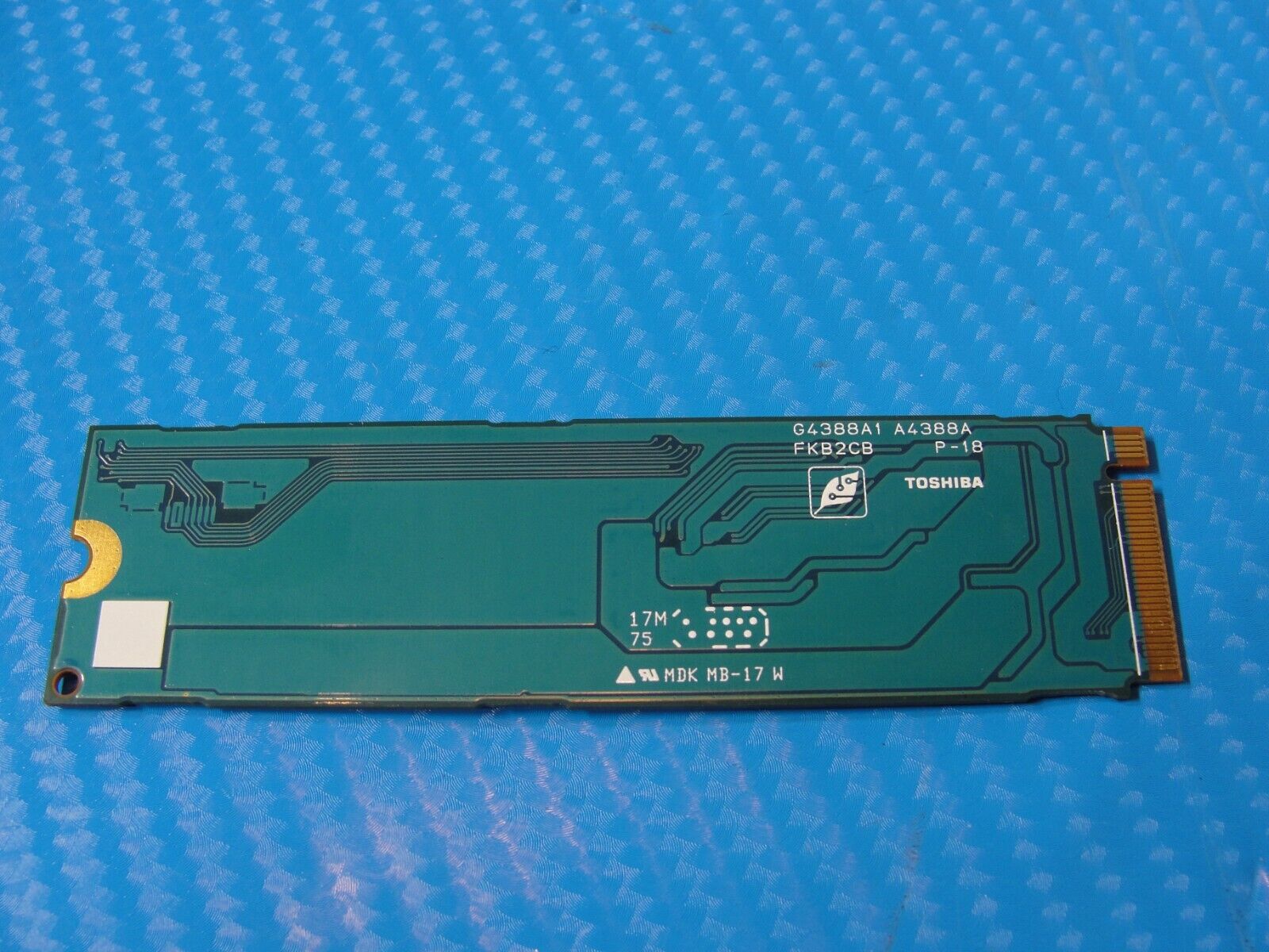 Dell XPS 15 9575 Toshiba 256Gb NVMe M.2 Solid State Drive KXG50ZNV256G CC1D0