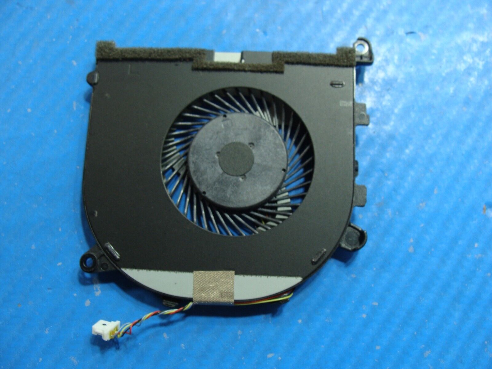 Dell XPS 15 9550 15.6