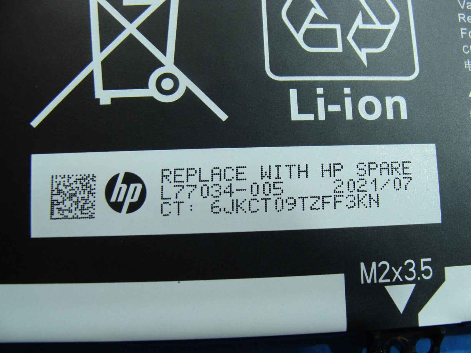 HP Envy 15-ed1052ms 15.6