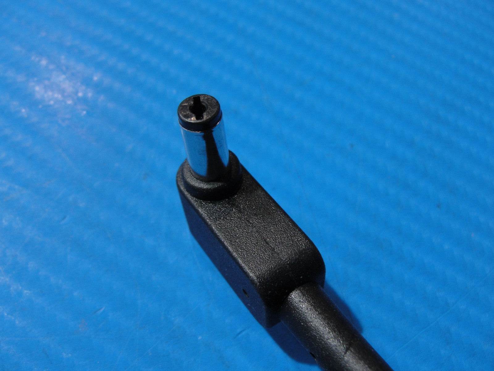 Genuine Delta Electronics 45W AC 19V 2.37A 5.5mm × 1.7mm Black Tip No Center pin - Tested Computer Laptop Parts