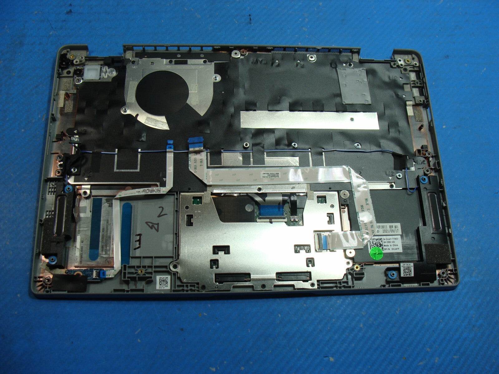 Dell Latitude 13.3” 5320 Palmrest w/TouchPad Backlit Keyboard & Speakers VJ41Y - Tested Computer Laptop Parts