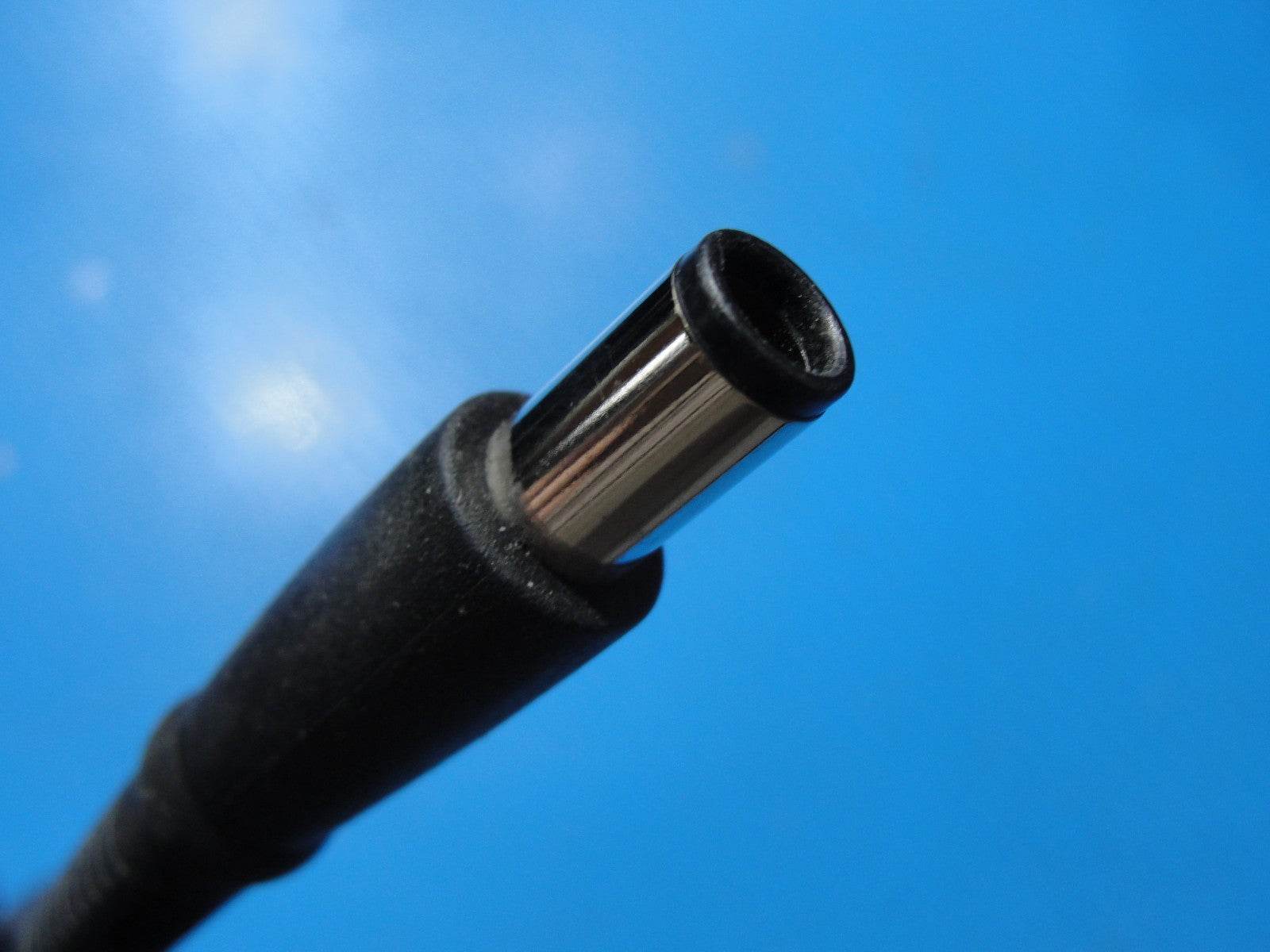 Original Dell 65W AC Adapter Charger 19.5V 3.34A 7.4 × 5.0mm Tip (With Cen Pin) - Tested Computer Laptop Parts