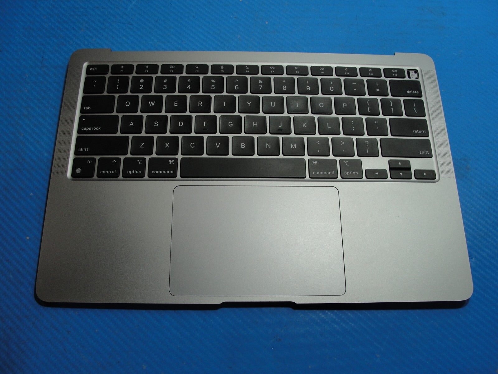 Buy MacBook Air A2337 2020 MGN63LL 13