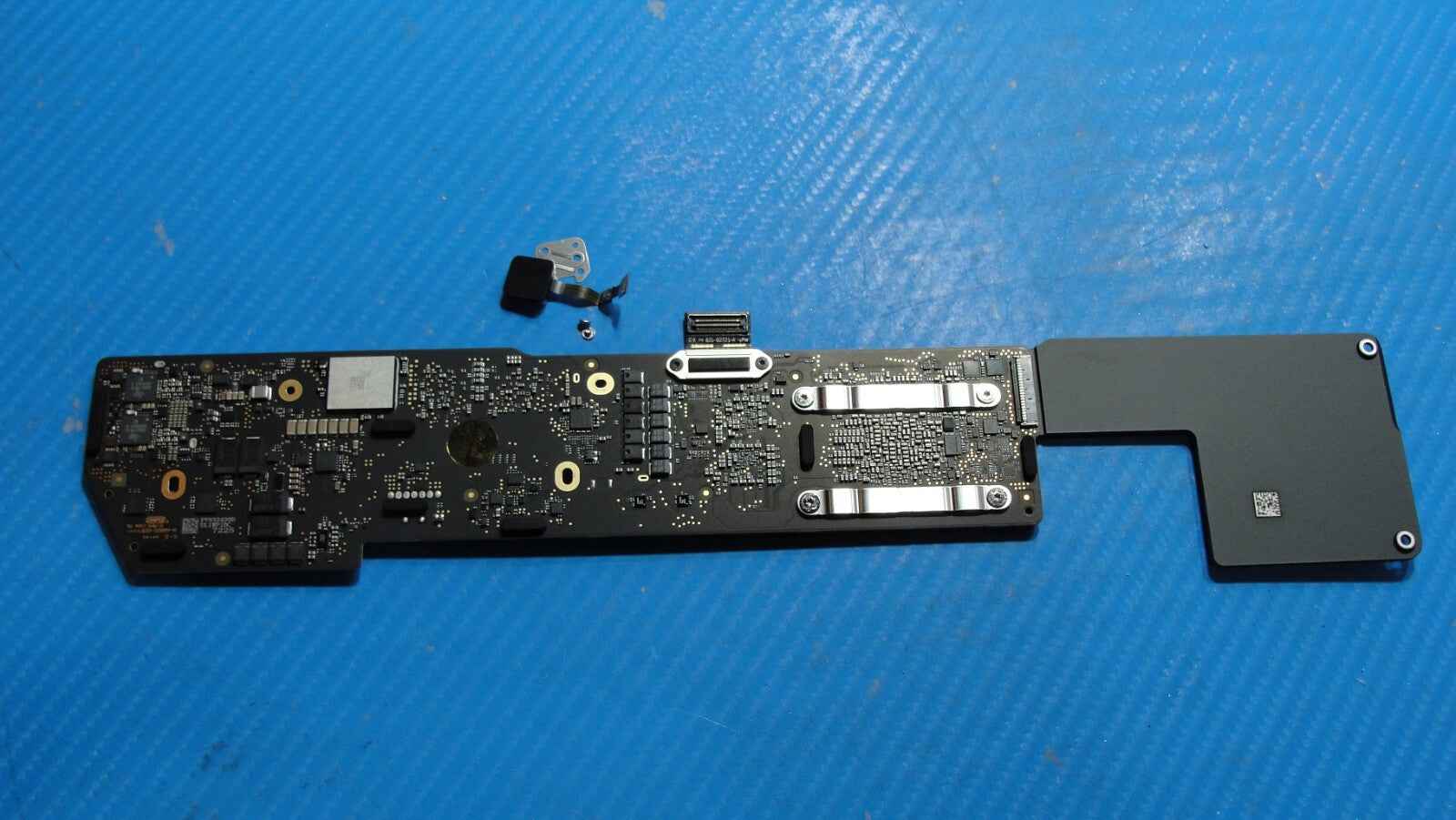 MacBook Air A2337 13