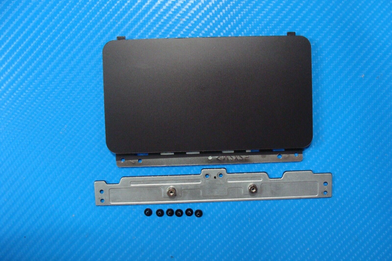 HP Envy 17.3” m7-u109dx OEM Laptop TouchPad Board w/Cable & Screws TM-03114-001