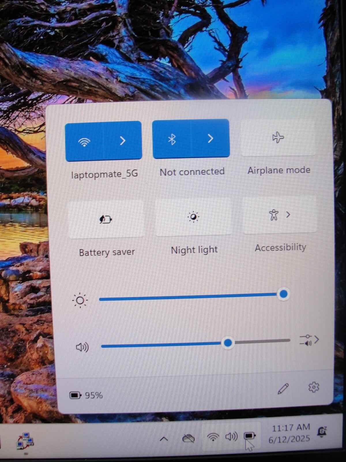 Lenovo ThinkPad X1 Carbon Gen 9 14”WUXGA EVO i7-1165G7 2.8GHz 16GB 512GB SSD - Tested Computer Laptop Parts