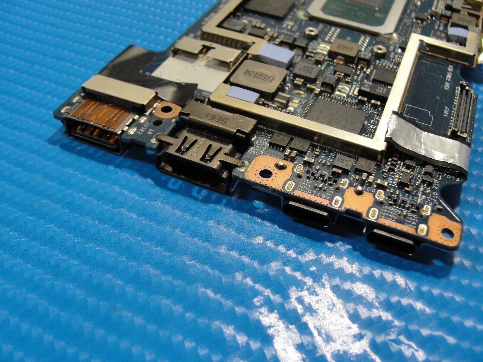 Dell Latitude 7400 2-in-1 14