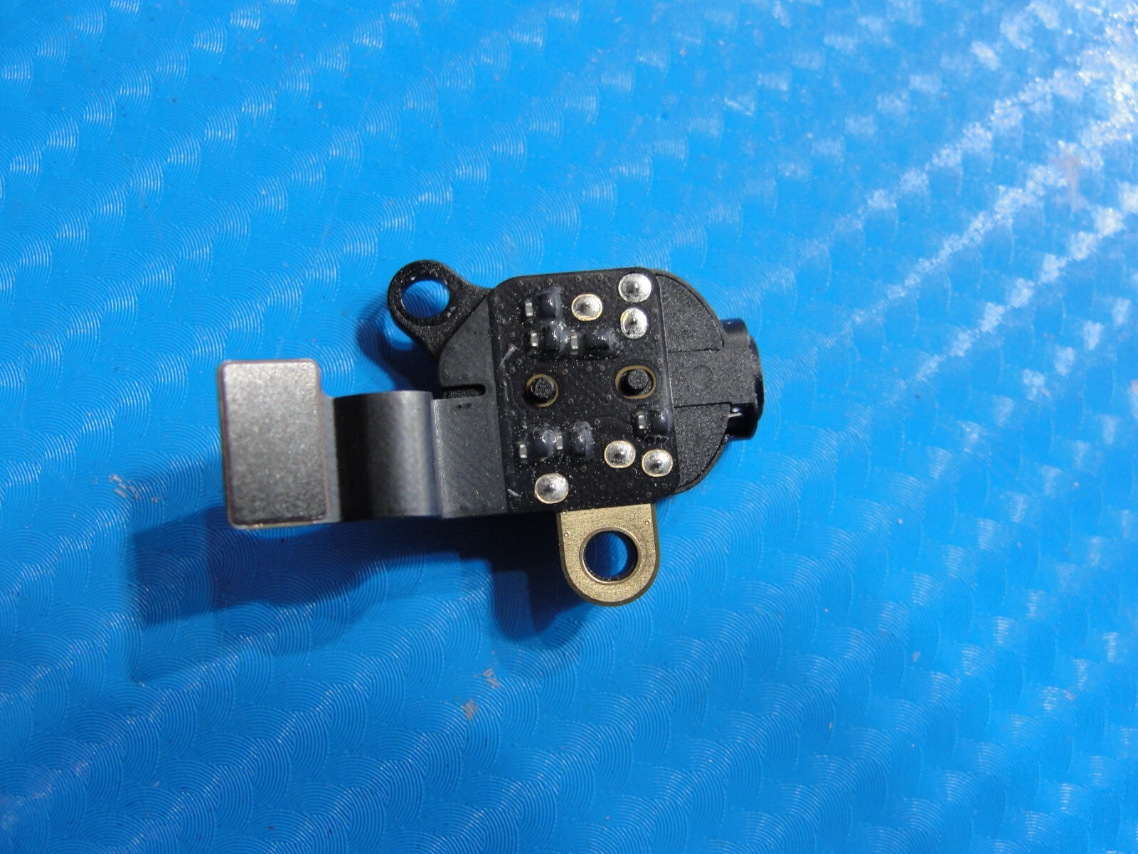 MacBook Pro A2442 14