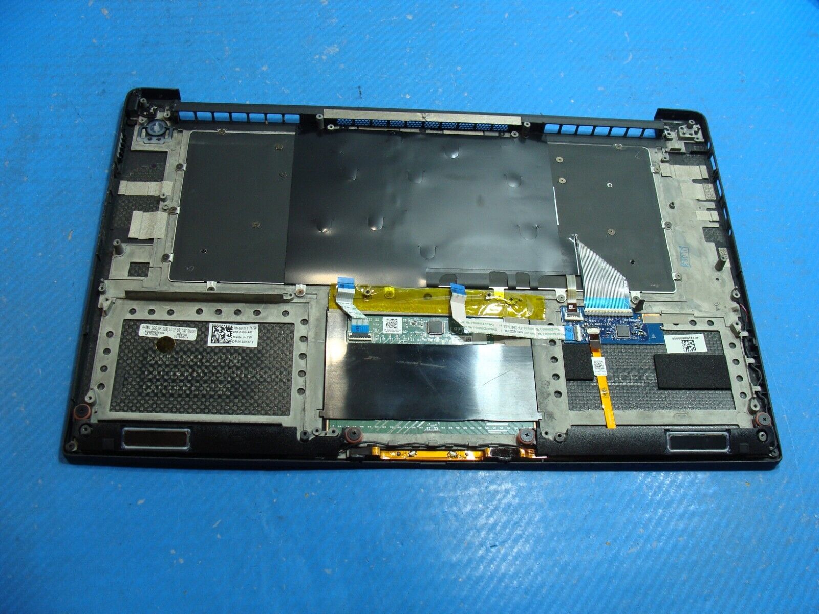 Dell XPS 15.6” 15 9550 OEM Palmrest w/Backlit Keyboard TouchPad & Speakers JK1FY
